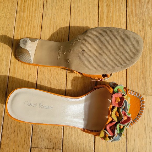 70's Orange Multicolor Leather Kitten Heel Slip on Sandals With Flower Applique! - Picture 10 of 10